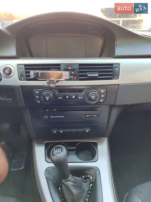 Седан BMW 3 Series 2006 в Желтых Водах