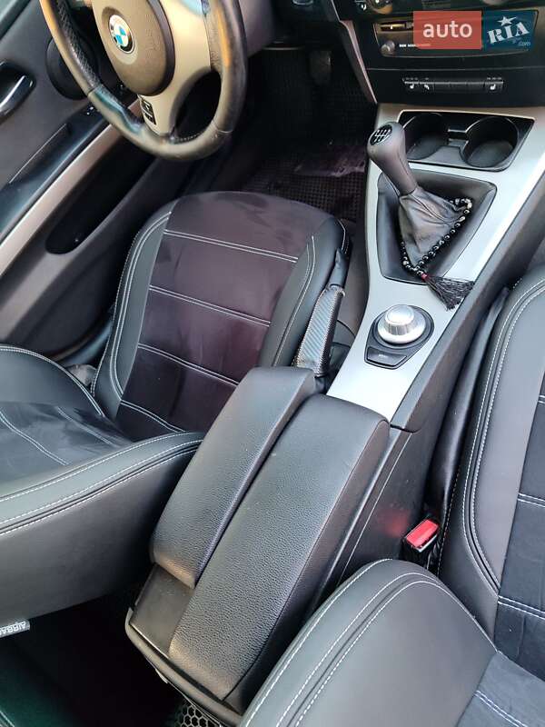 Седан BMW 3 Series 2006 в Желтых Водах