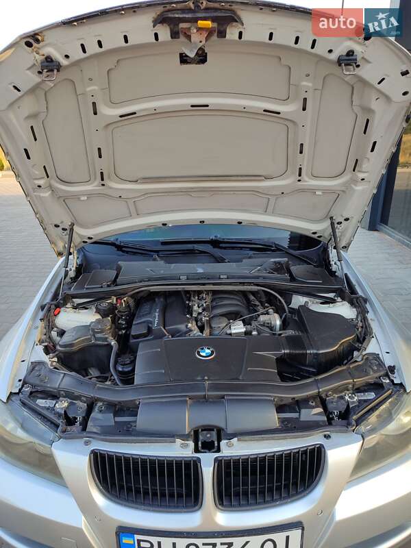 Седан BMW 3 Series 2006 в Желтых Водах