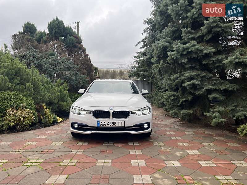 Седан BMW 3 Series 2016 в Києві