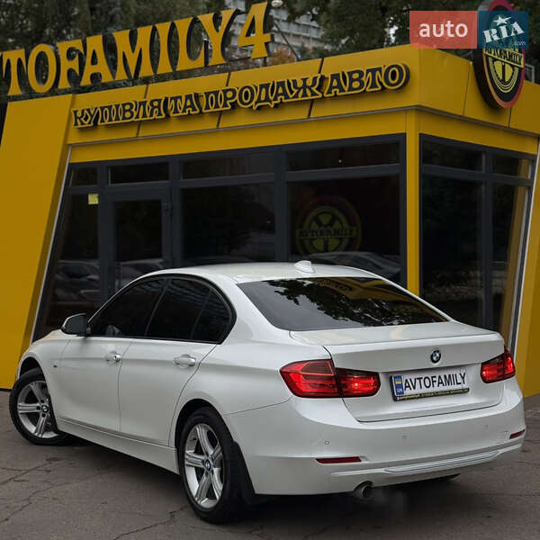 Седан BMW 3 Series 2012 в Киеве