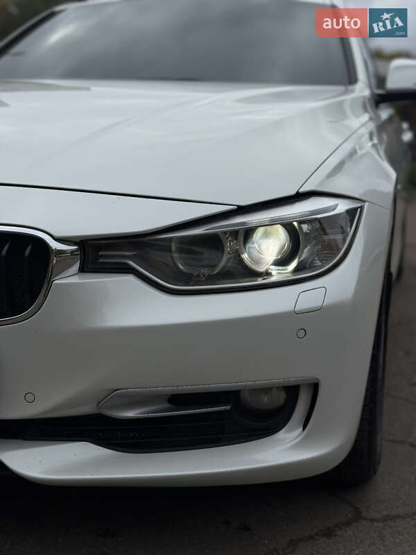 Седан BMW 3 Series 2012 в Киеве