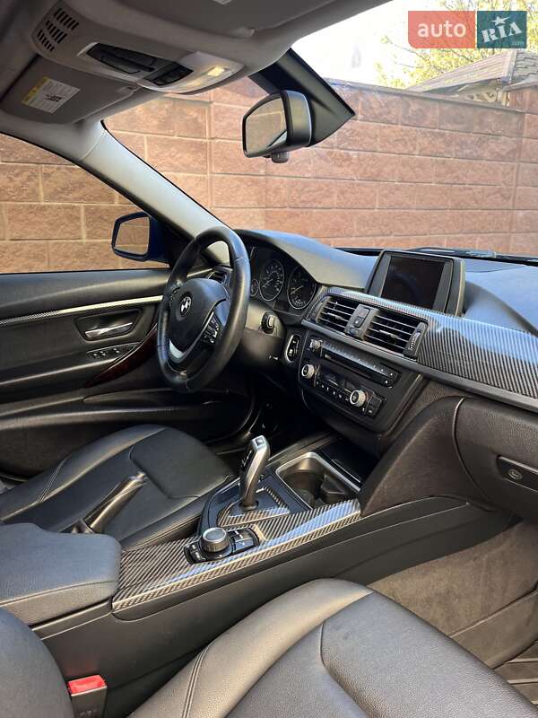 Седан BMW 3 Series 2014 в Рівному