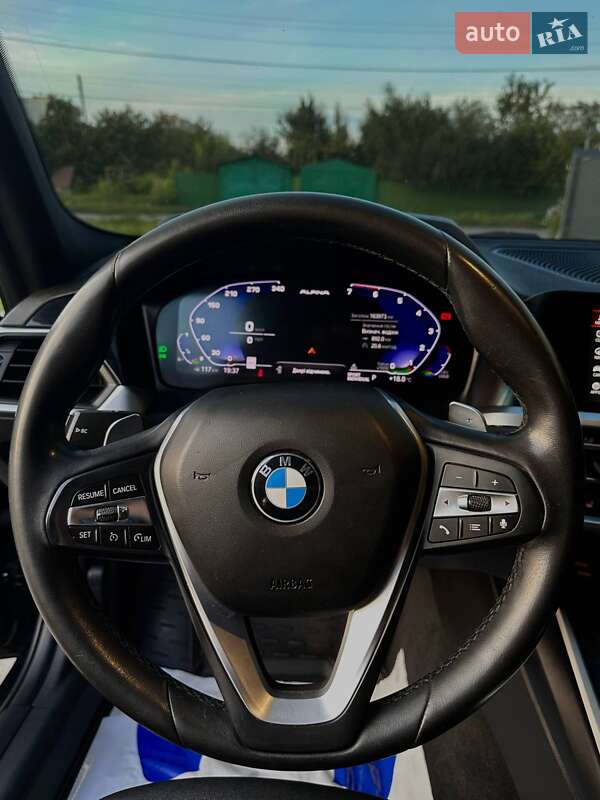 Седан BMW 3 Series 2019 в Хмельницком фото 22 Седан BMW 3 Series 2019 в Хмельницком