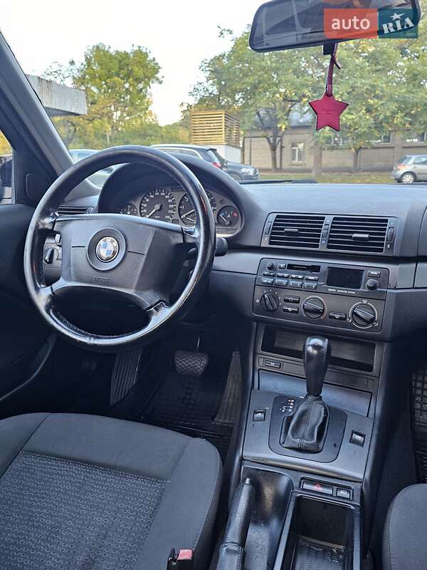 Седан BMW 3 Series 2004 в Киеве фото 14 Седан BMW 3 Series 2004 в Киеве