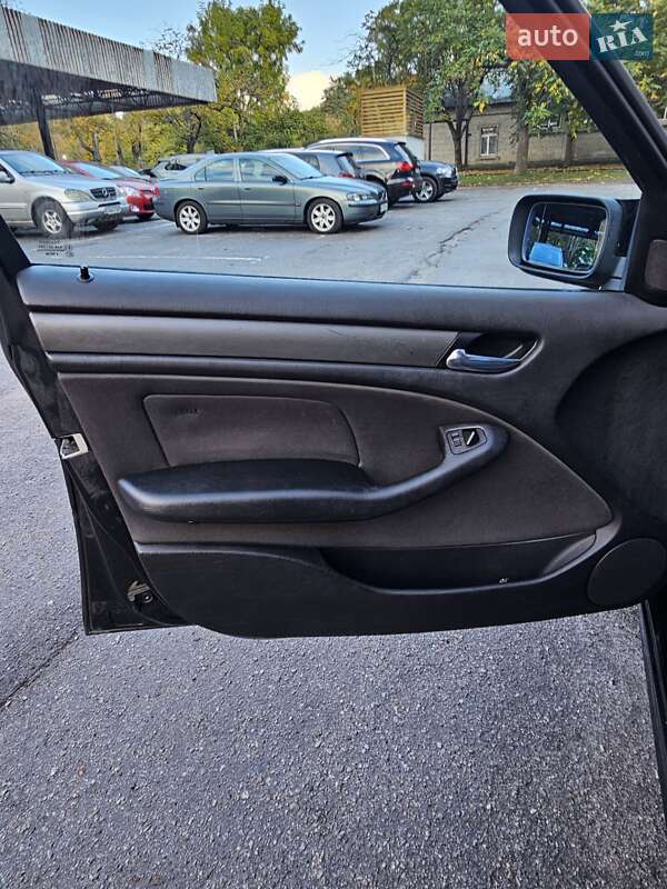 Седан BMW 3 Series 2004 в Киеве фото 21 Седан BMW 3 Series 2004 в Киеве