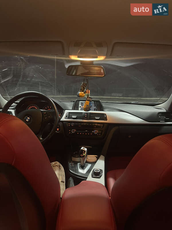 Седан BMW 3 Series 2012 в Одесі