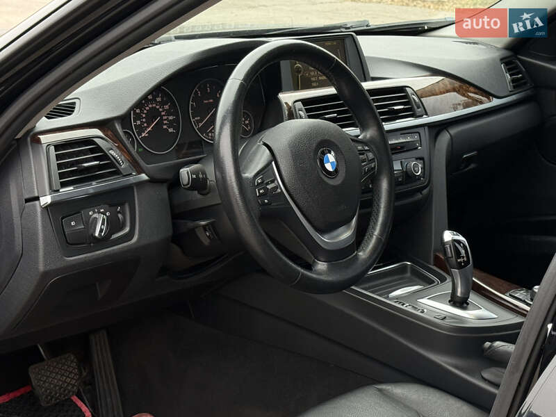 Седан BMW 3 Series 2013 в Запорожье