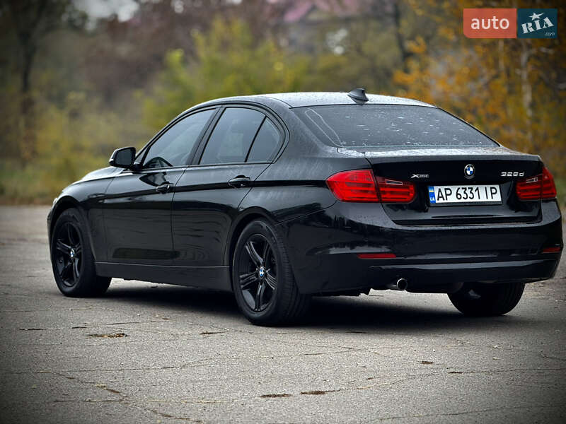Седан BMW 3 Series 2013 в Запорожье