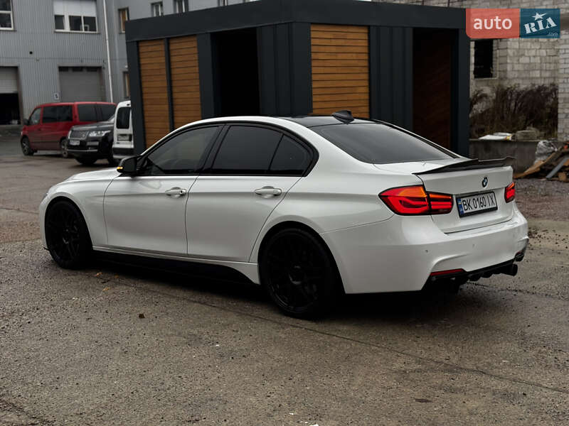 Седан BMW 3 Series 2013 в Житомире