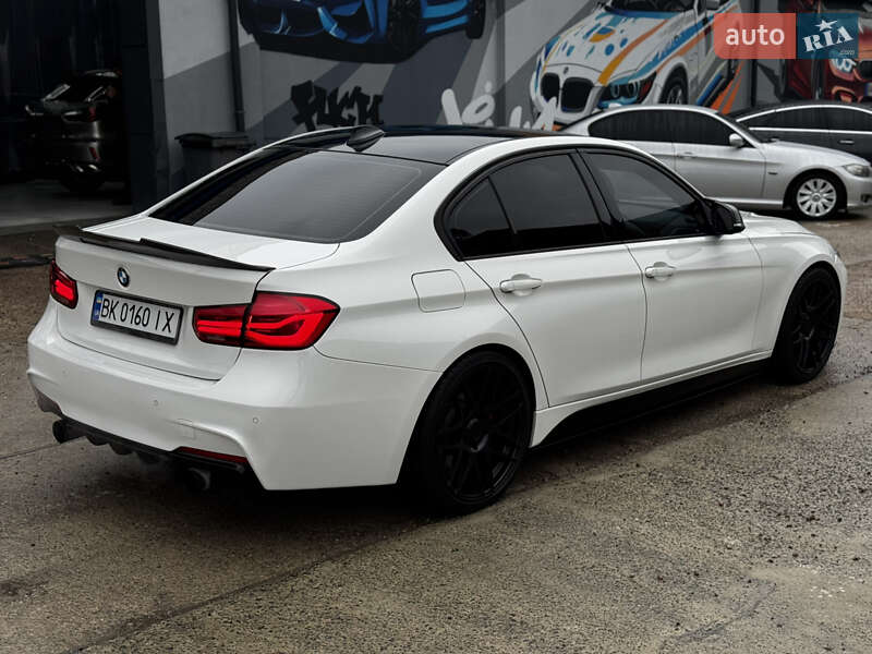 Седан BMW 3 Series 2013 в Житомире