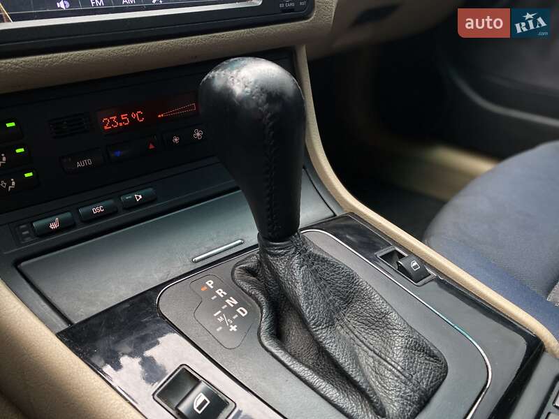 Седан BMW 3 Series 2002 в Киеве фото 16 Седан BMW 3 Series 2002 в Киеве