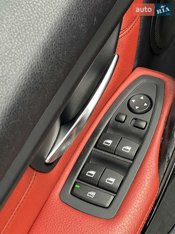 Седан BMW 3 Series 2012 в Львове