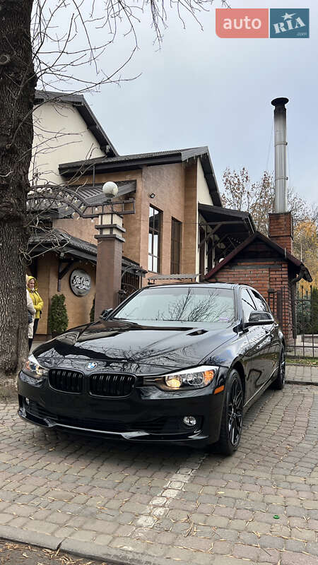 Седан BMW 3 Series 2012 в Львове