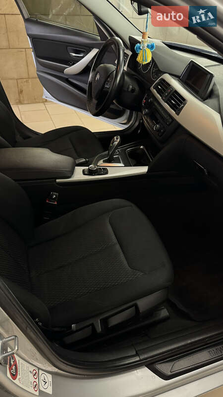 Седан BMW 3 Series 2013 в Киеве фото 9 Седан BMW 3 Series 2013 в Киеве