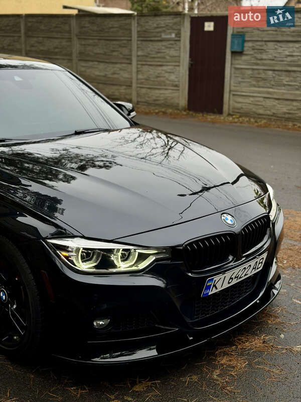 Седан BMW 3 Series 2016 в Киеве