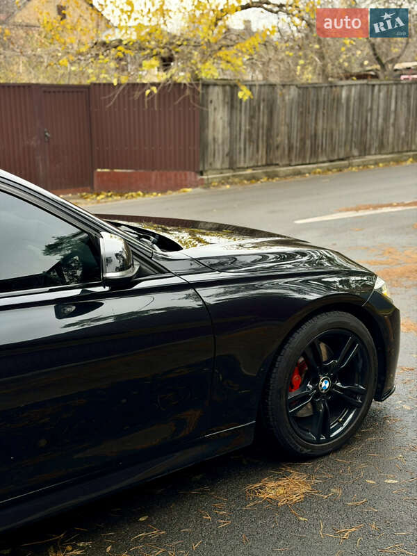 Седан BMW 3 Series 2016 в Киеве