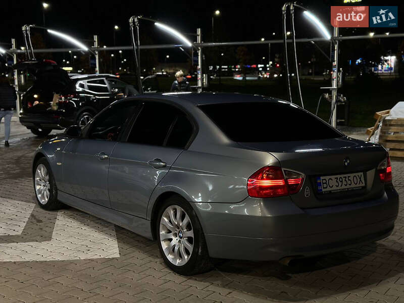 Седан BMW 3 Series 2006 в Умани