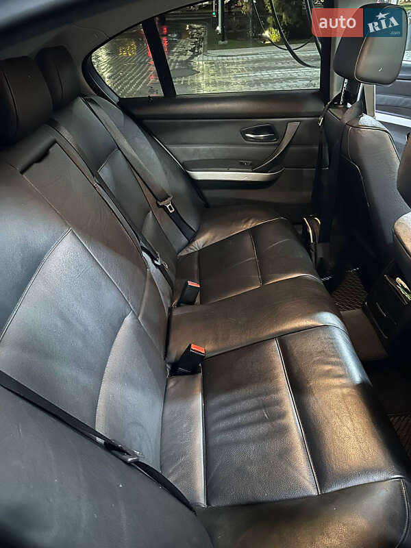 Седан BMW 3 Series 2006 в Умани
