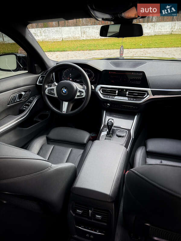 Седан BMW 3 Series 2021 в Луцьку