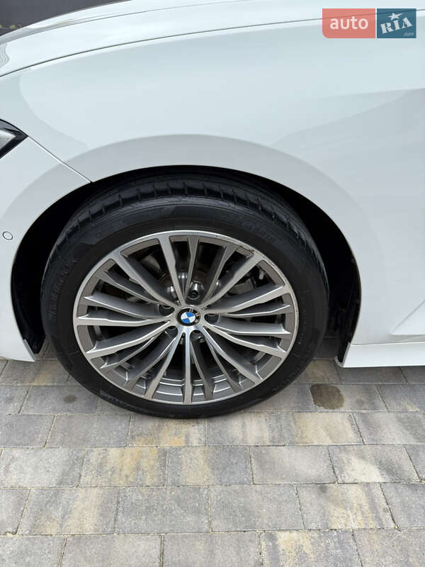 Седан BMW 3 Series 2020 в Одессе