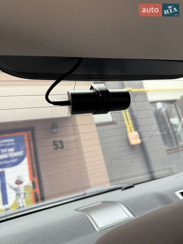 Седан BMW 3 Series 2020 в Одессе