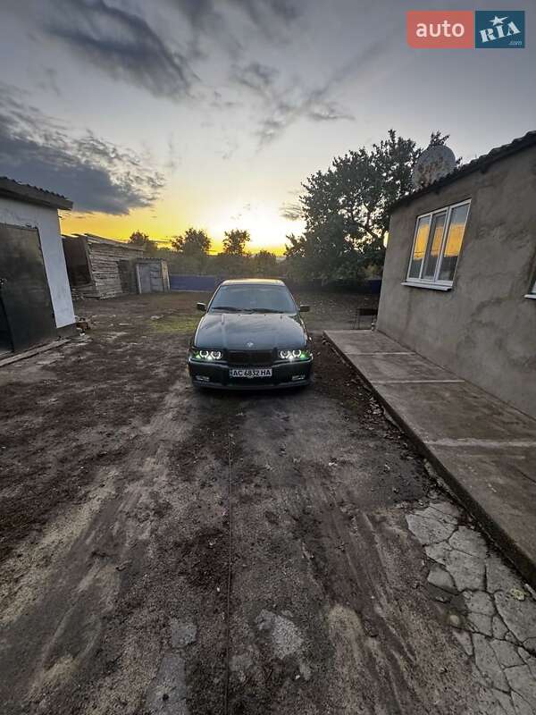 BMW 3 Series 1995 BMW 3 Series 1995