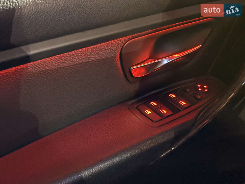 Седан BMW 3 Series 2014 в Львові