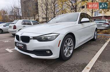 Седан BMW 3 Series 2016 в Києві