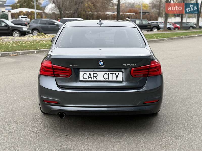 Седан BMW 3 Series 2015 в Киеве фото 6 Седан BMW 3 Series 2015 в Киеве