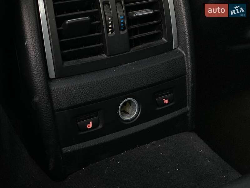 Седан BMW 3 Series 2016 в Львове