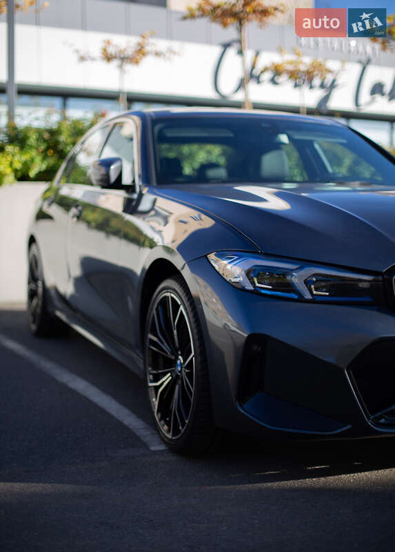 Седан BMW 3 Series 2020 в Виннице