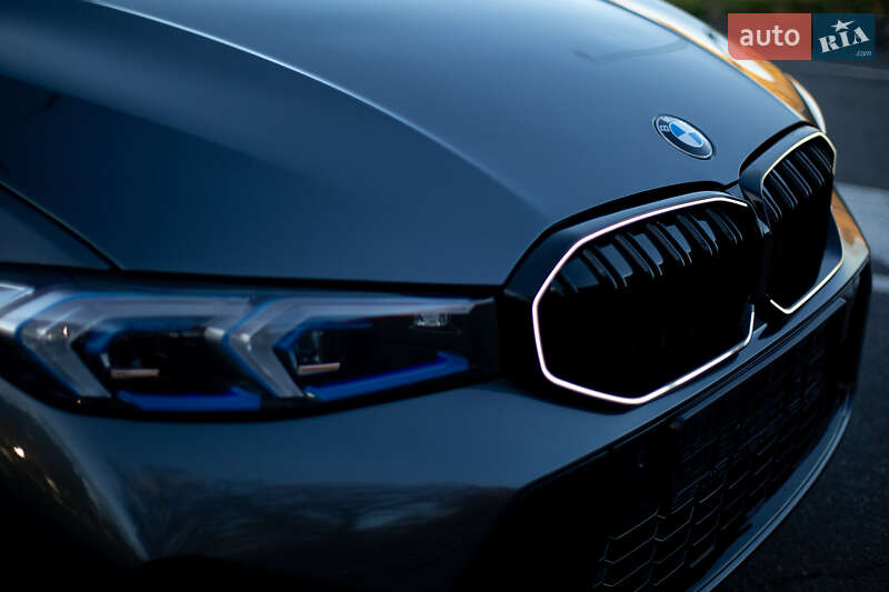 Седан BMW 3 Series 2020 в Виннице