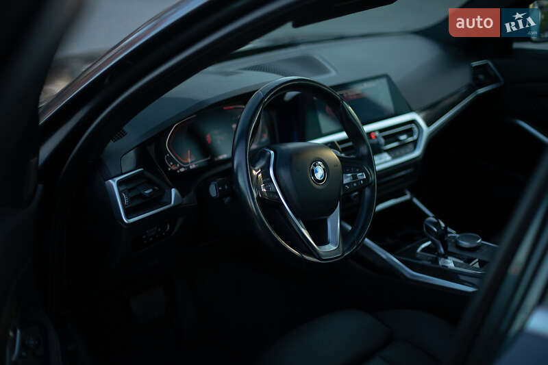 Седан BMW 3 Series 2020 в Виннице