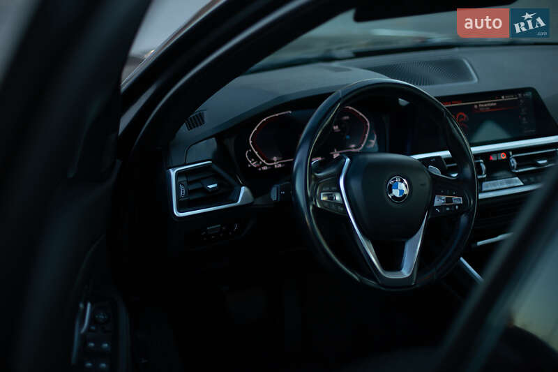 Седан BMW 3 Series 2020 в Виннице