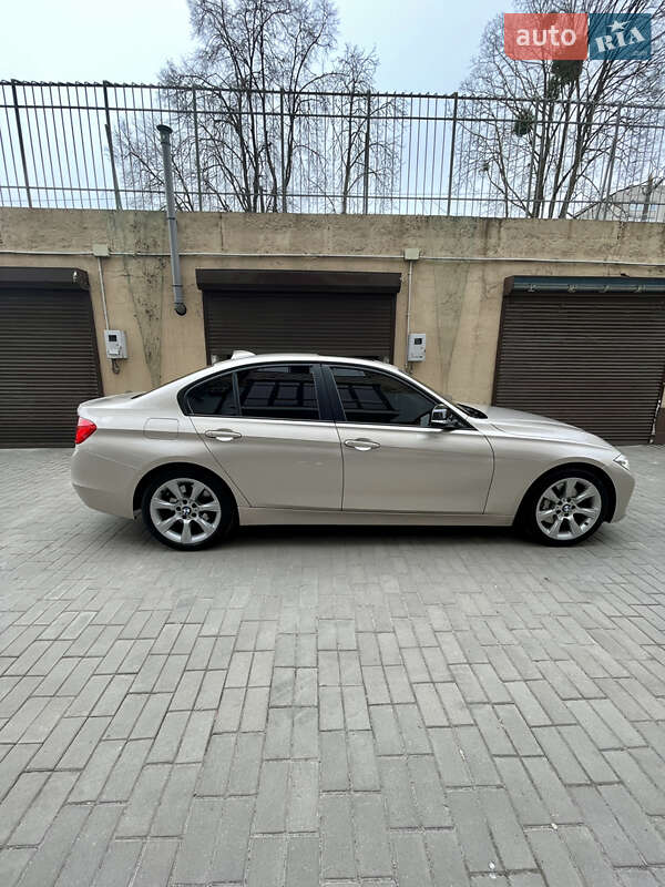 Седан BMW 3 Series 2012 в Хмельницком