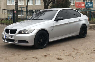 Седан BMW 3 Series 2007 в Конотопе