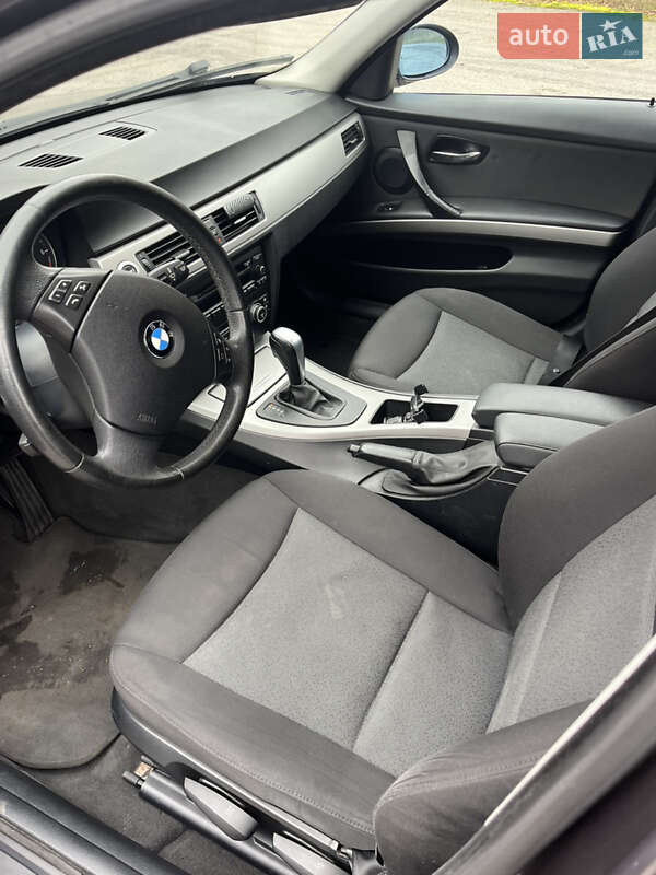 Седан BMW 3 Series 2007 в Киеве