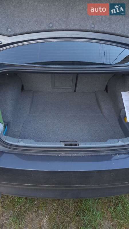 Седан BMW 3 Series 2007 в Києві