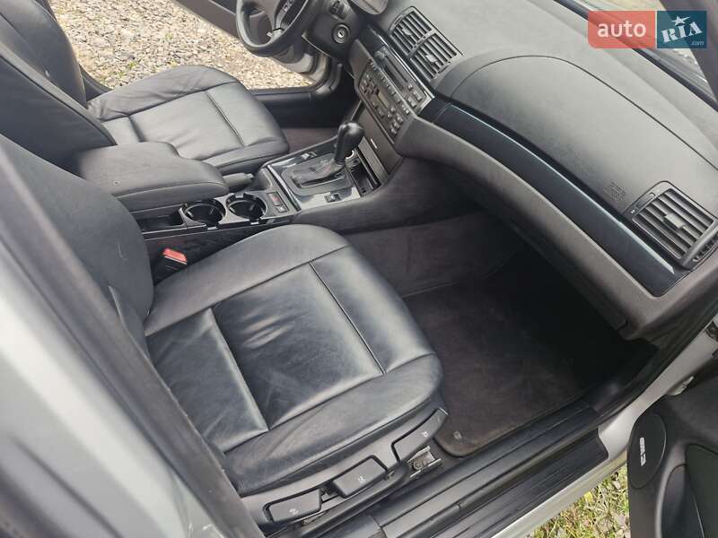 Универсал BMW 3 Series 2004 в Ровно фото 17 Универсал BMW 3 Series 2004 в Ровно