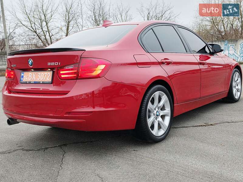 Седан BMW 3 Series 2014 в Хмельницькому