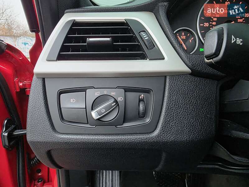 Седан BMW 3 Series 2014 в Хмельницькому