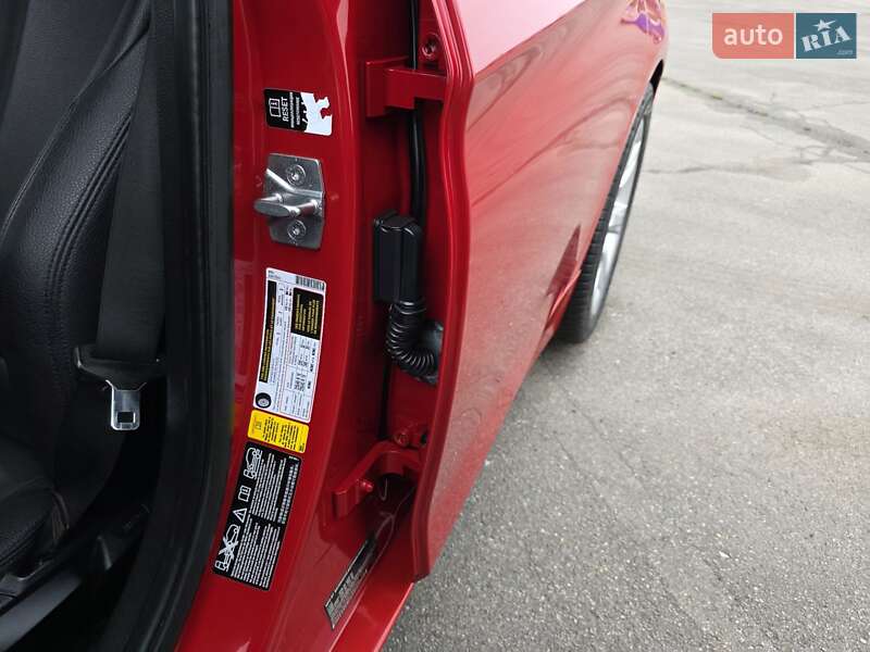 Седан BMW 3 Series 2014 в Хмельницькому