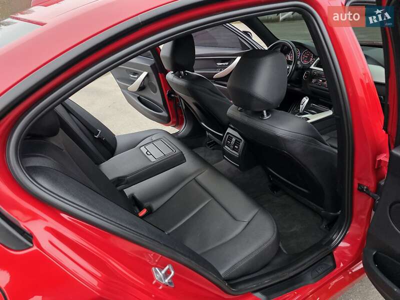 Седан BMW 3 Series 2014 в Хмельницькому