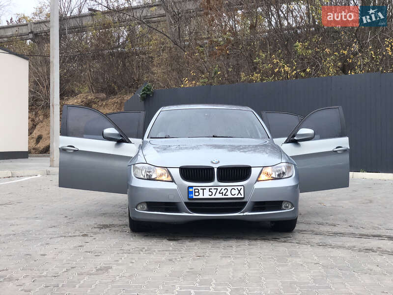Седан BMW 3 Series 2005 в Николаеве фото 8 Седан BMW 3 Series 2005 в Николаеве