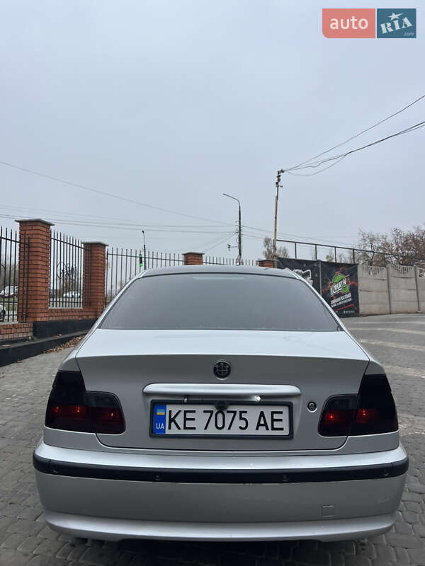 Седан BMW 3 Series 2002 в Кривом Роге