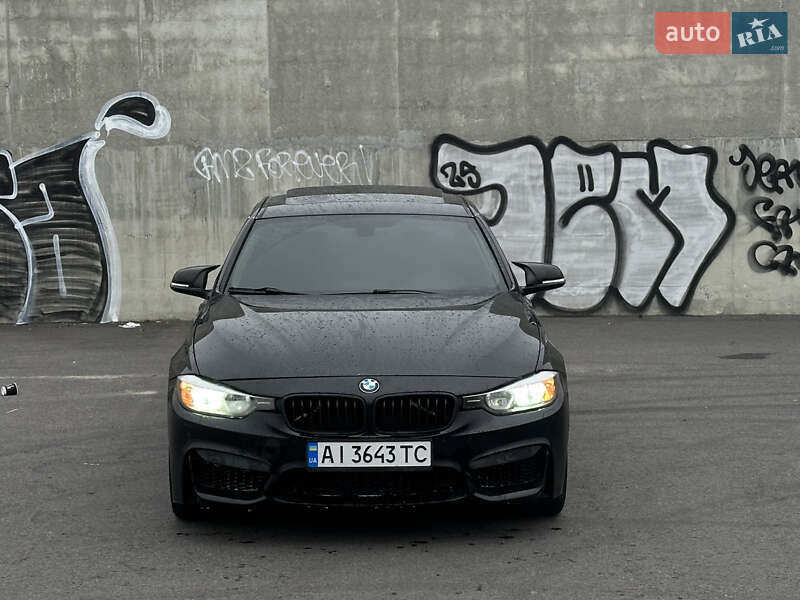 Седан BMW 3 Series 2015 в Львове