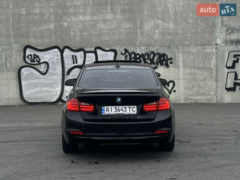 Седан BMW 3 Series 2015 в Львове