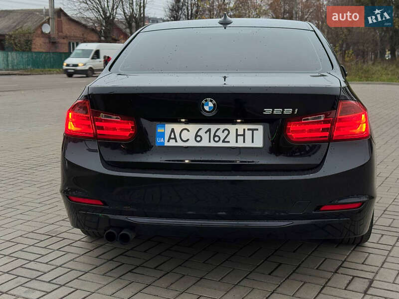 Седан BMW 3 Series 2012 в Житомире