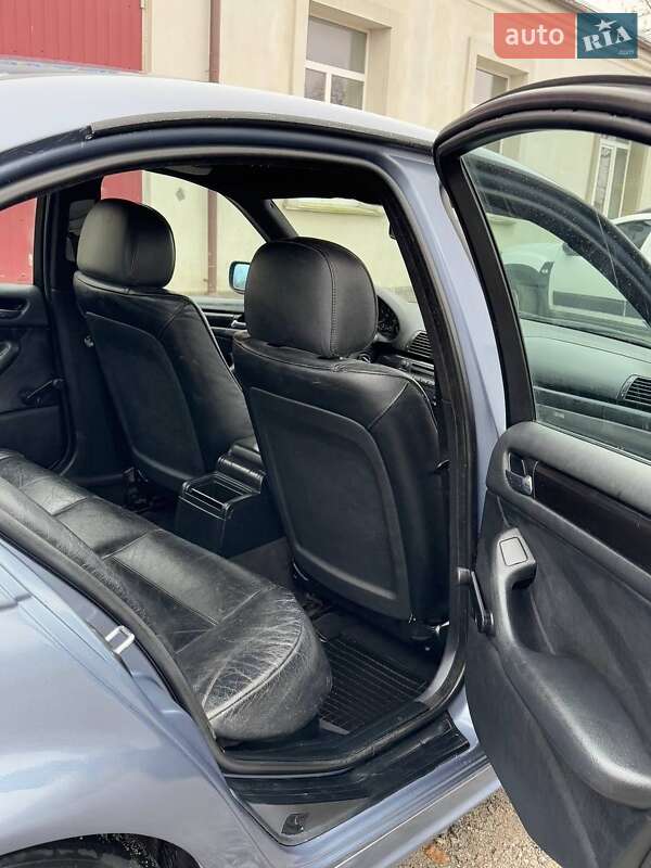 Седан BMW 3 Series 2001 в Изяславе